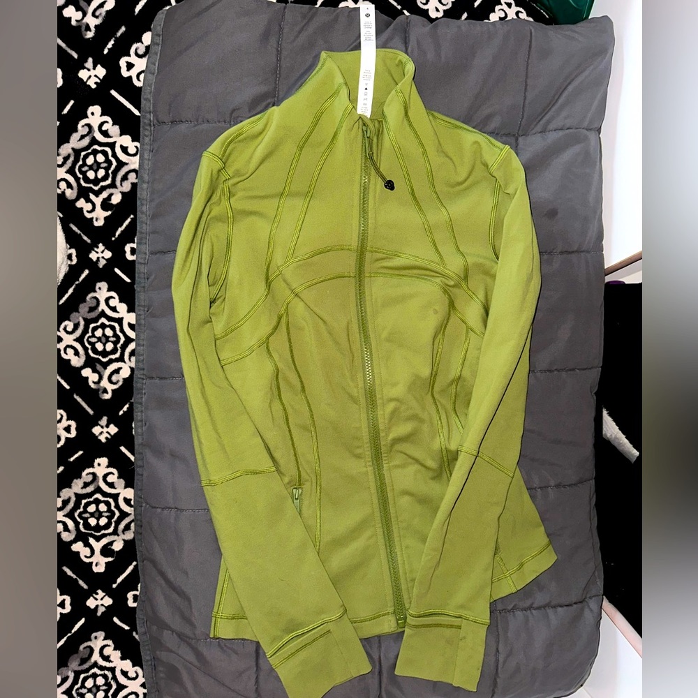 Lulu lemon define jacket luon it’s currently sold out on the website